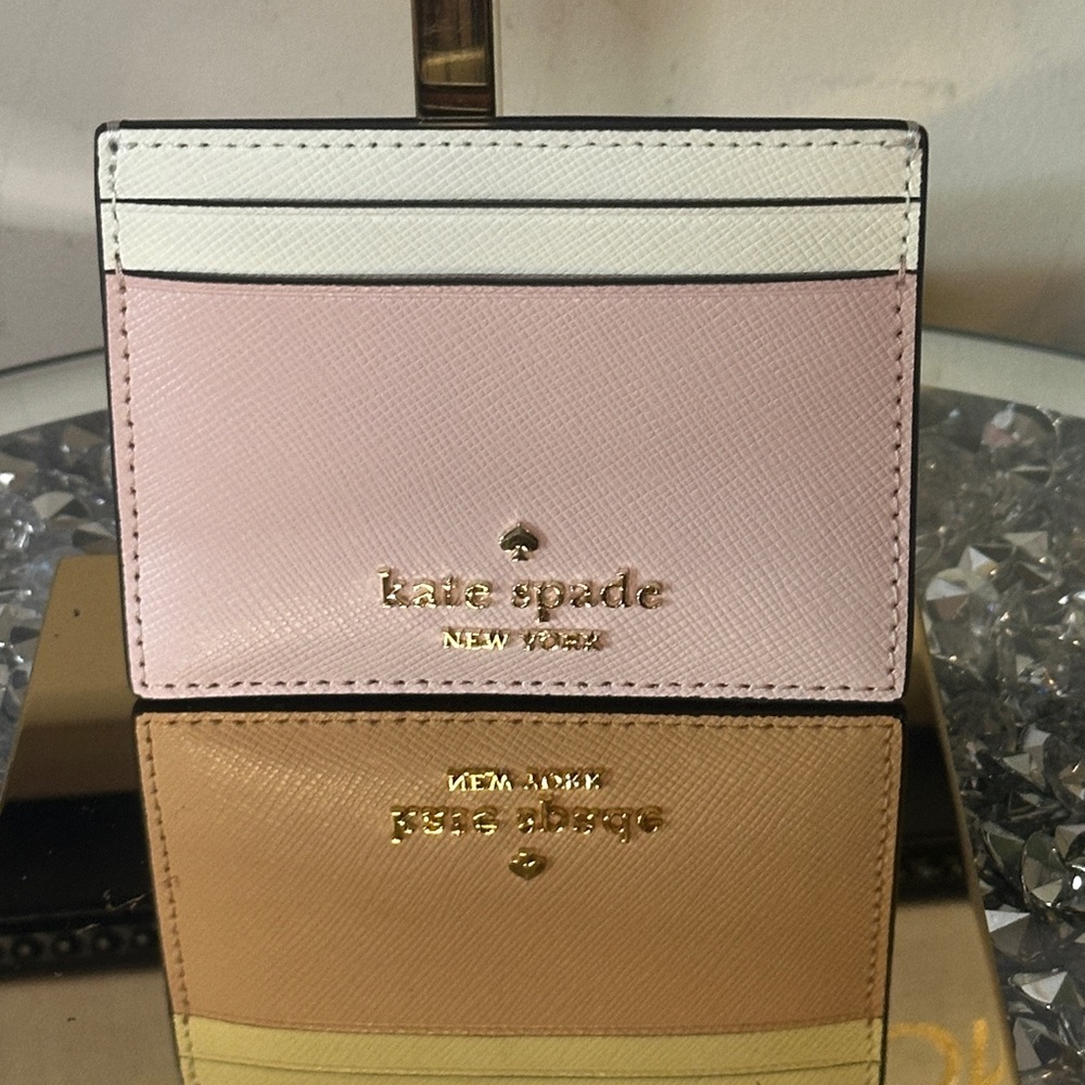 NWT - Kate Spade New York Slim Cardholder. Retail $89.00